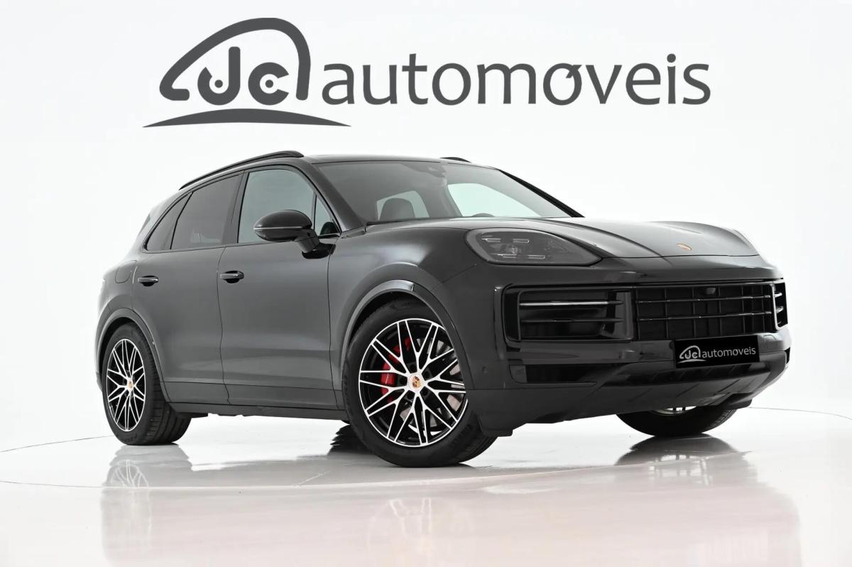 porsche-cayenne-2025-hibrido-a-gasolina-2995cc