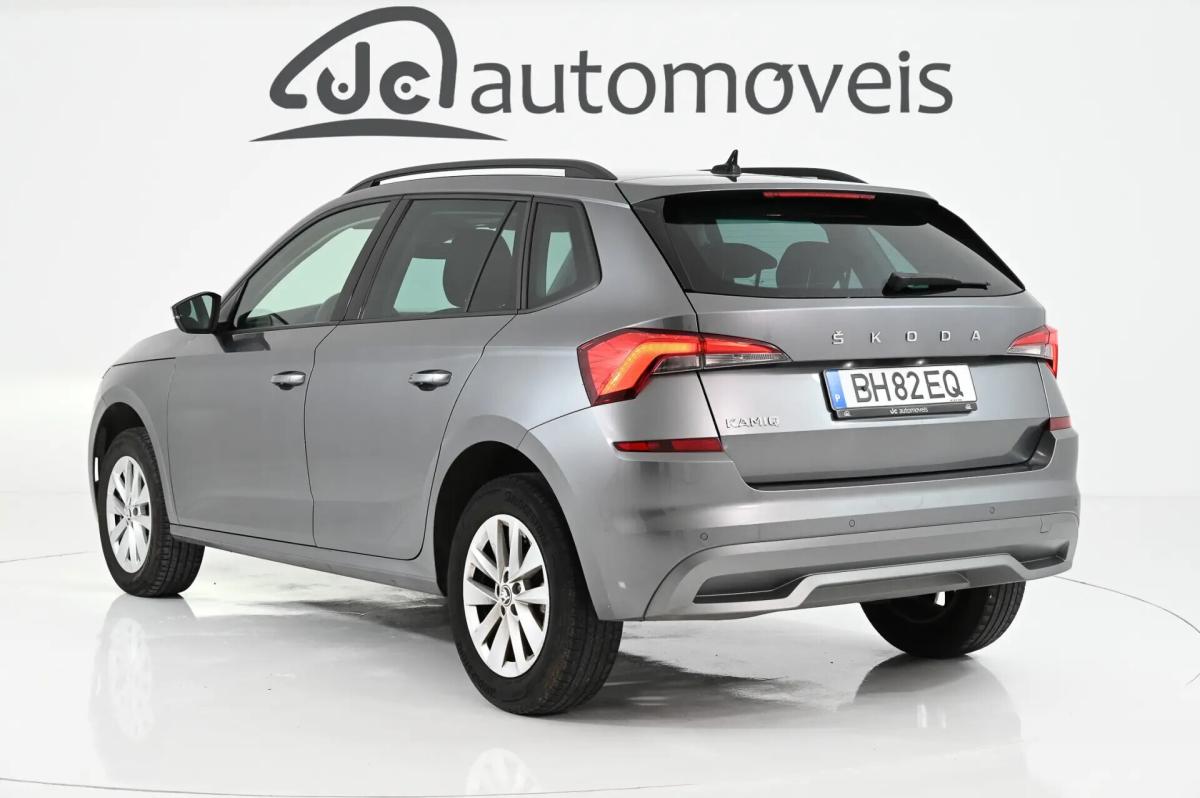 skoda-kamiq-2024-gasolina-999cc
