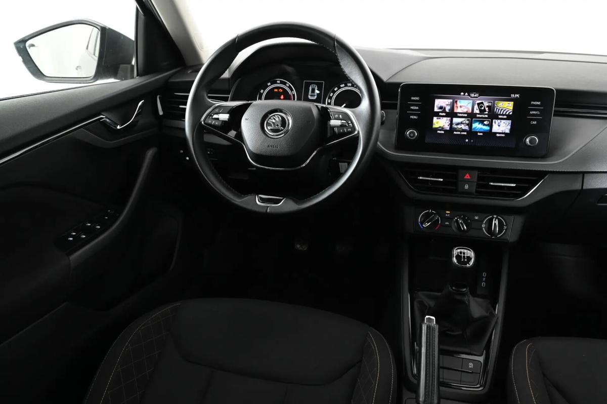 skoda-kamiq-2024-gasolina-999cc