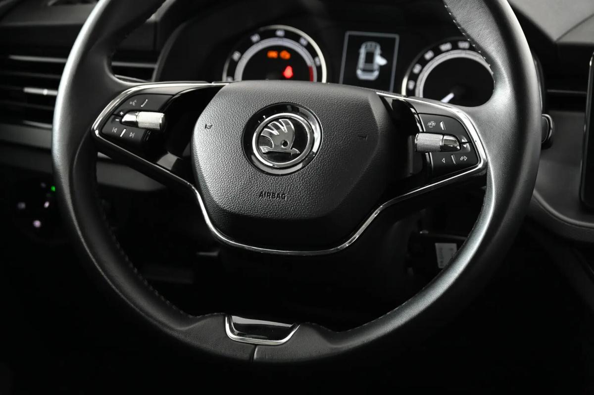 skoda-kamiq-2024-gasolina-999cc