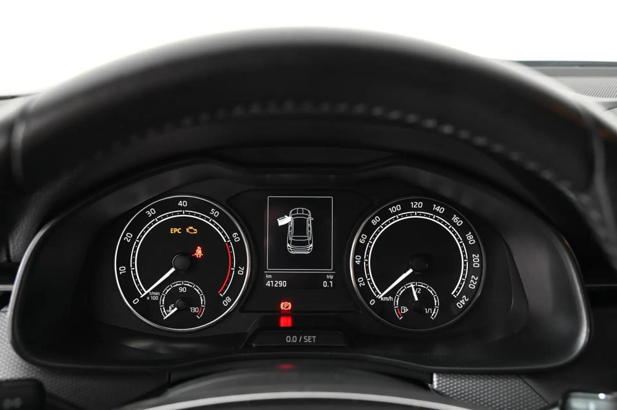 skoda-kamiq-2024-gasolina-999cc