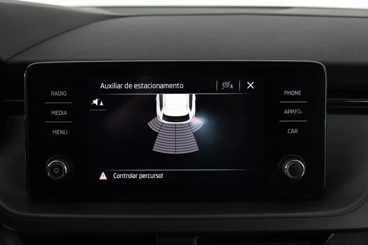 skoda-kamiq-2024-gasolina-999cc