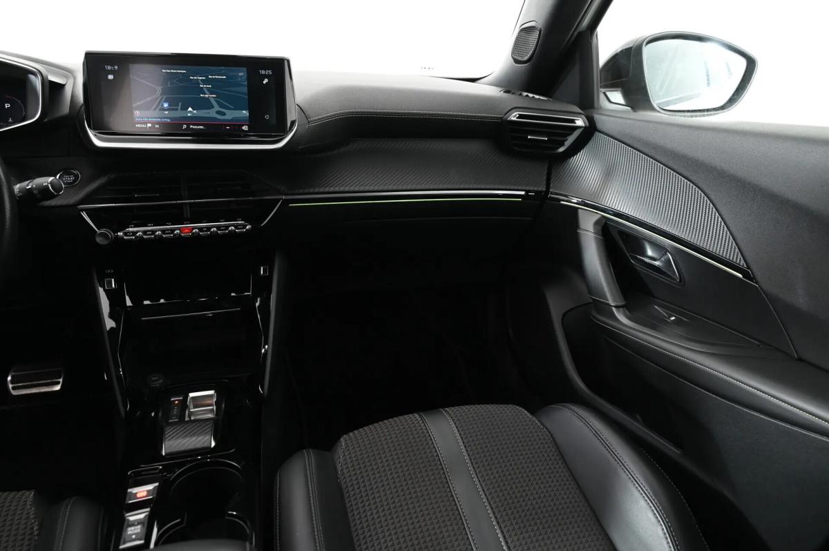 peugeot-2008-2023-gasolina-1199cc