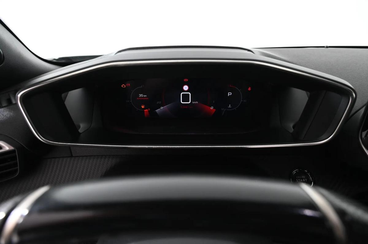 peugeot-2008-2023-gasolina-1199cc