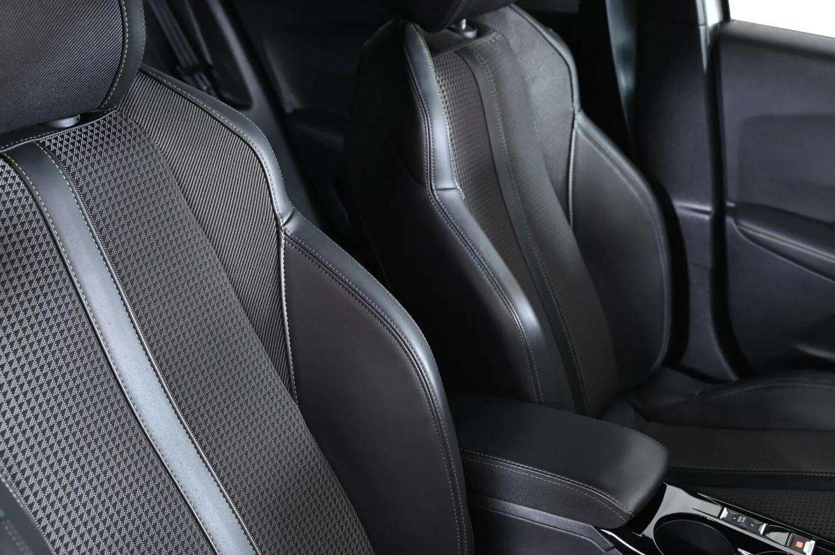 peugeot-2008-2023-gasolina-1199cc