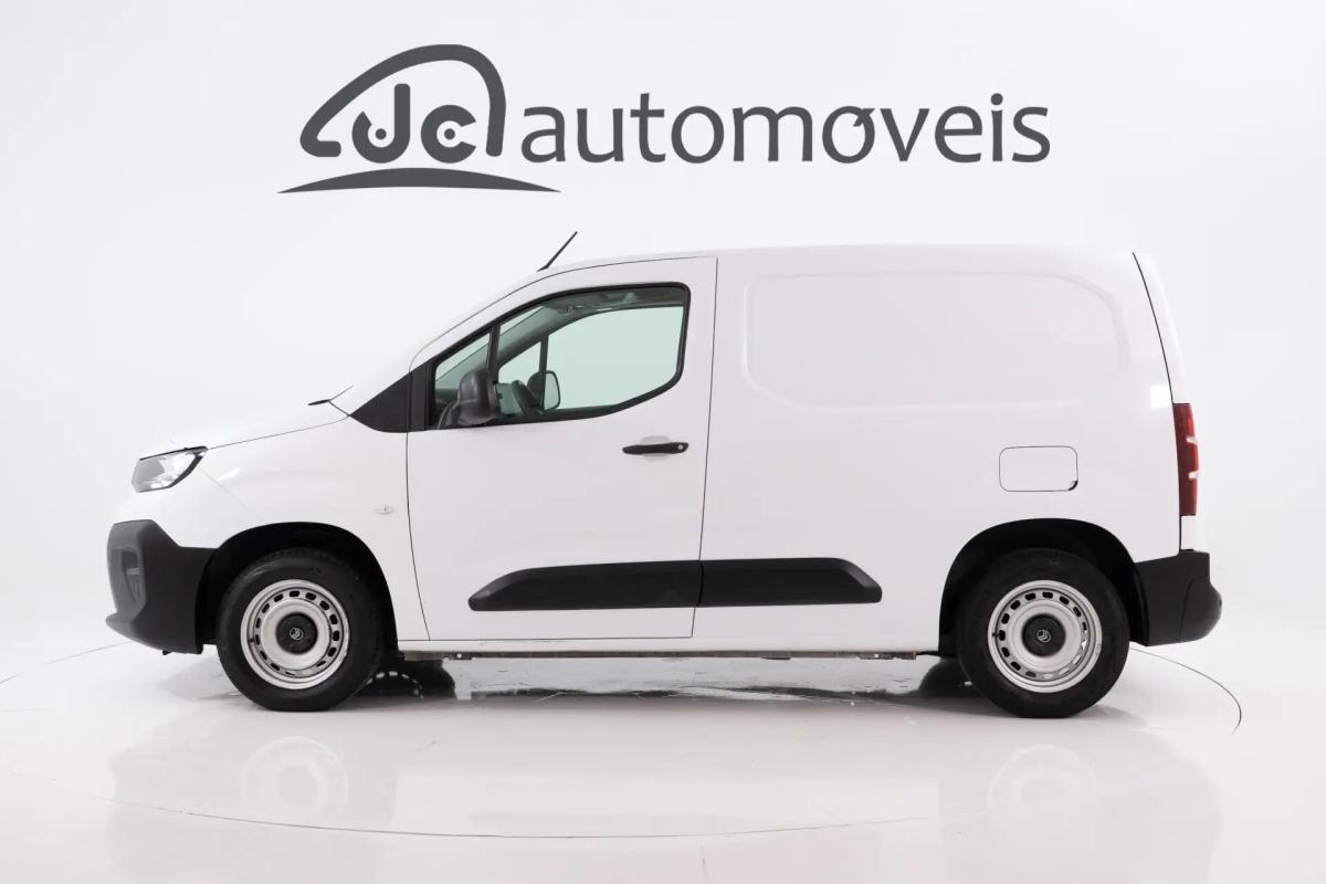 citroen-berlingo-2024-diesel-1499cc