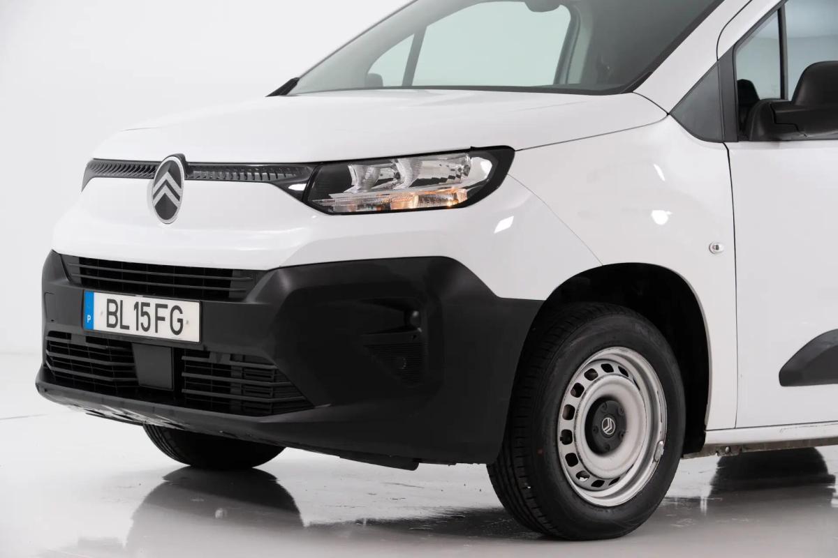 citroen-berlingo-2024-diesel-1499cc