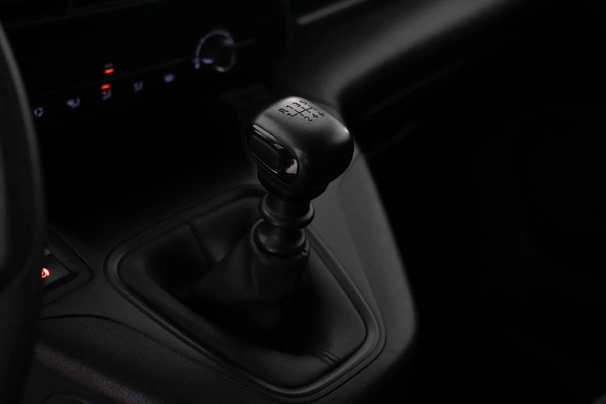 citroen-berlingo-2024-diesel-1499cc