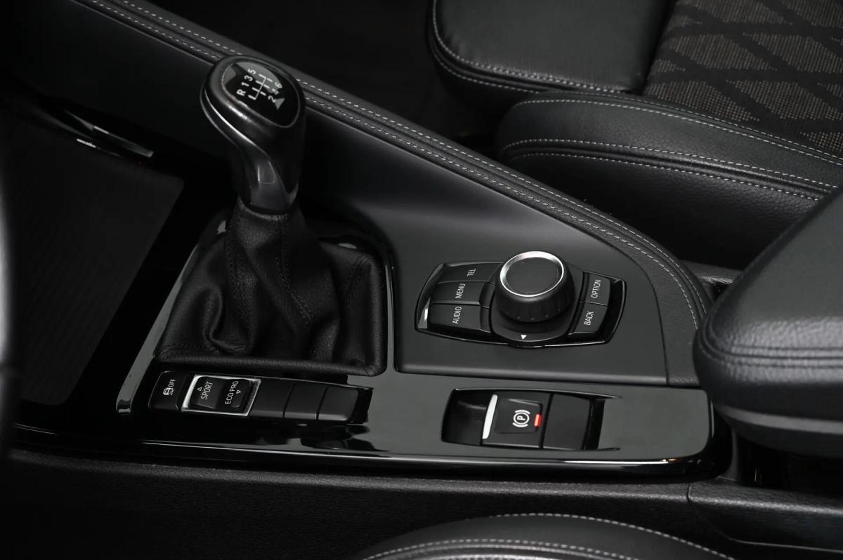 bmw-x1-16d-2016-diesel-1496cc