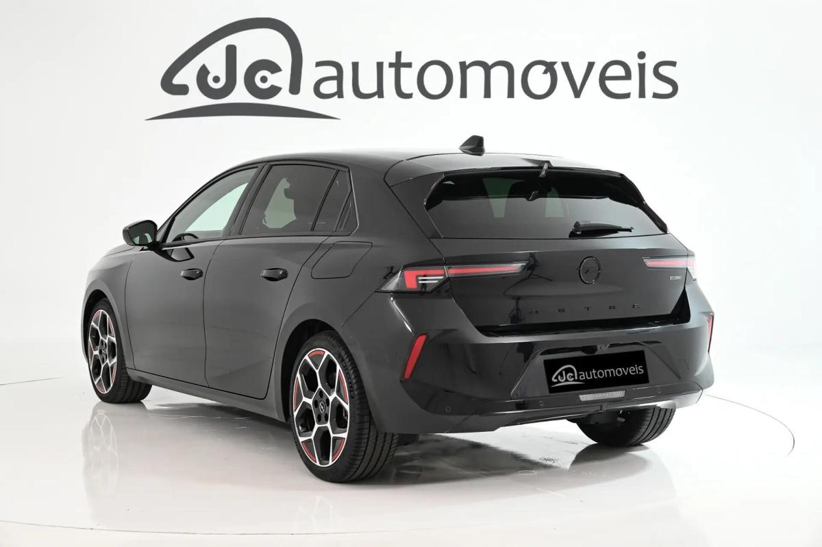 opel-astra-2024-hibrido-a-gasolina-1598cc