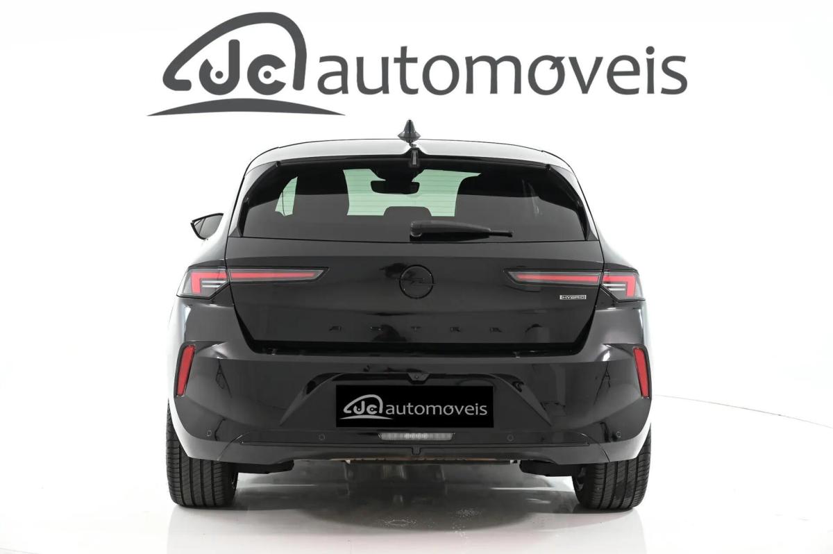opel-astra-2024-hibrido-a-gasolina-1598cc