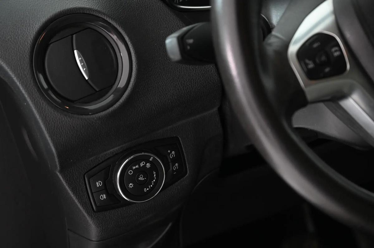 ford-tourneo-courier-2018-gasolina-998cc
