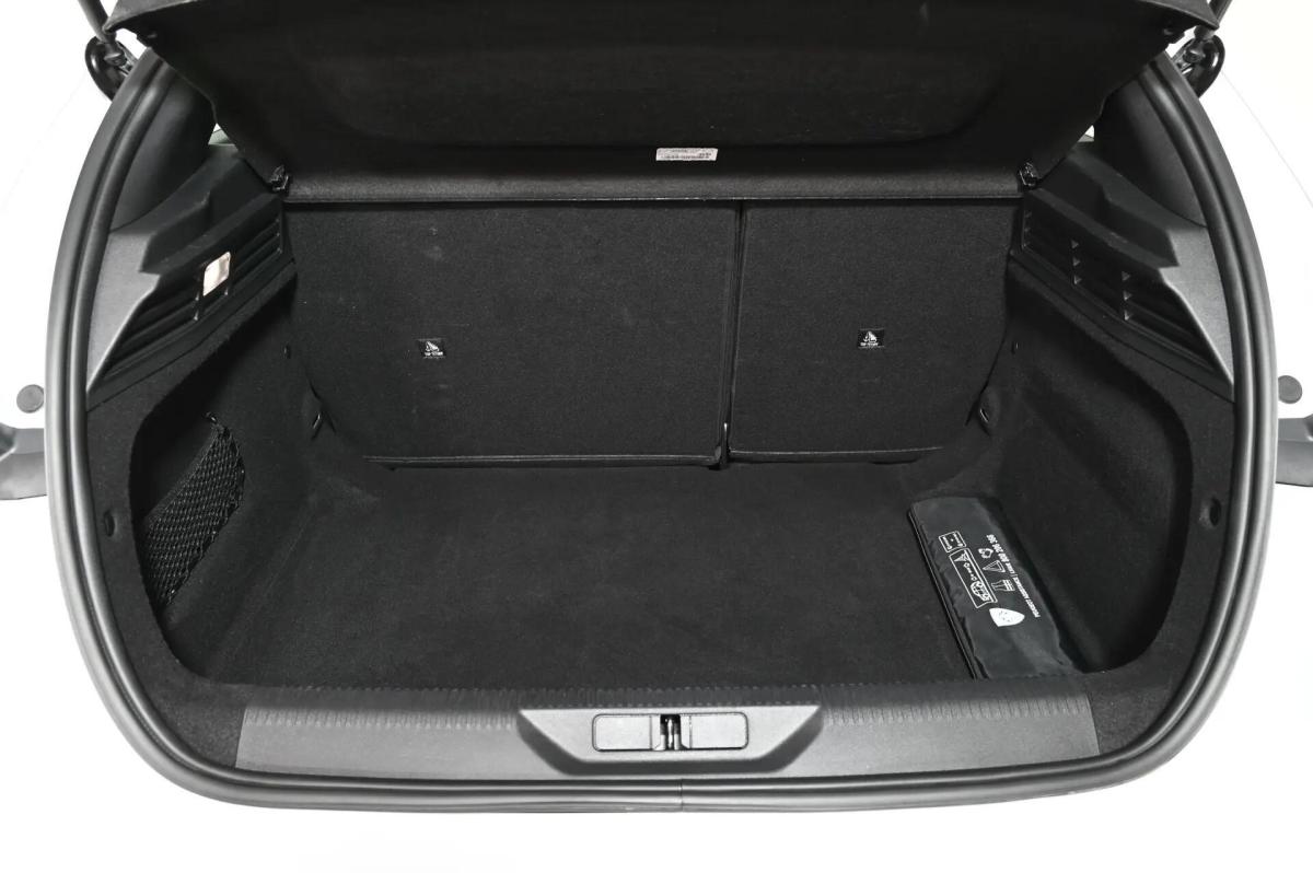 peugeot-308-2025-gasolina-1199cc