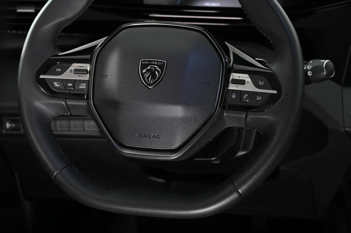 peugeot-308-2025-gasolina-1199cc