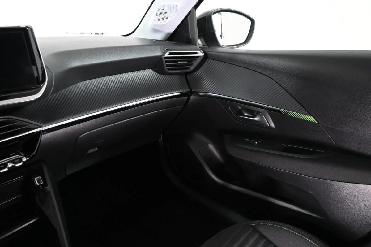 peugeot-208-2024-gasolina-1199cc