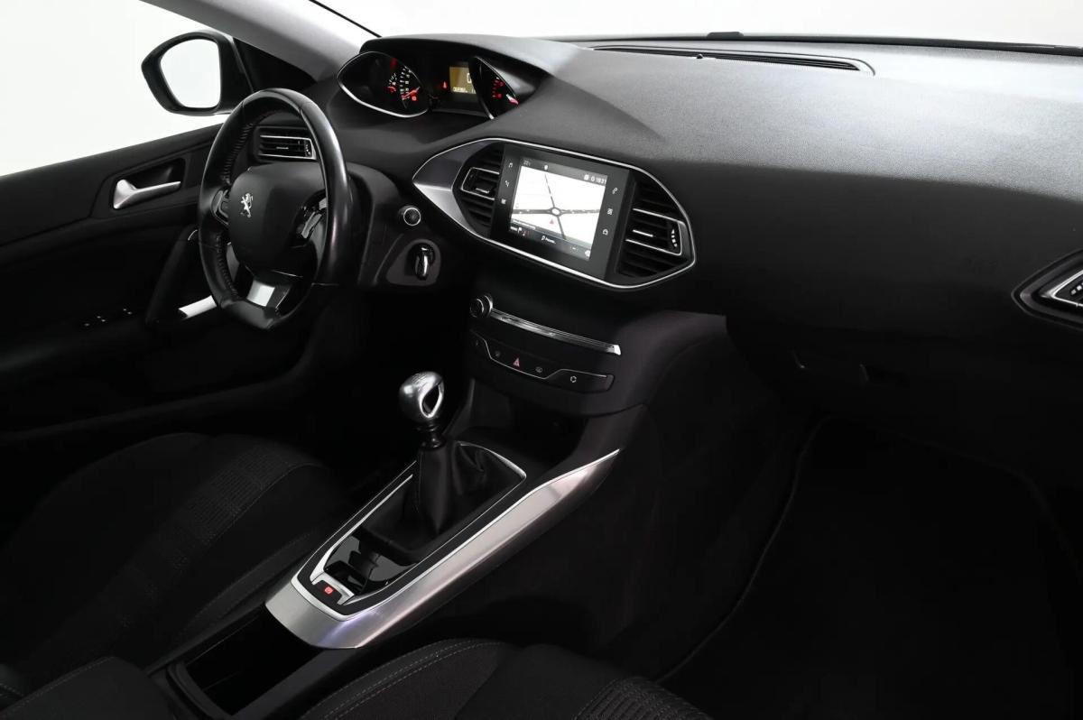 peugeot-308-sw-2017-diesel-1560cc