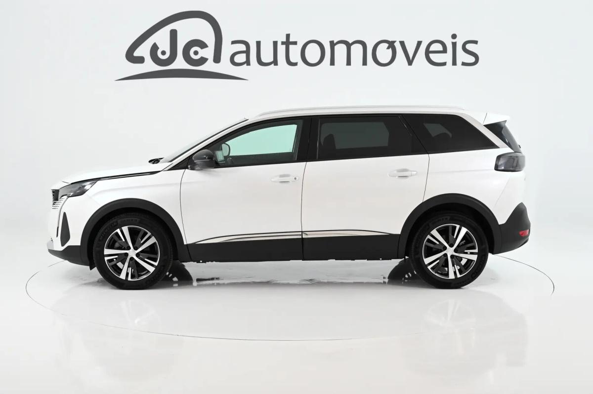 peugeot-5008-2024-gasolina-1199cc