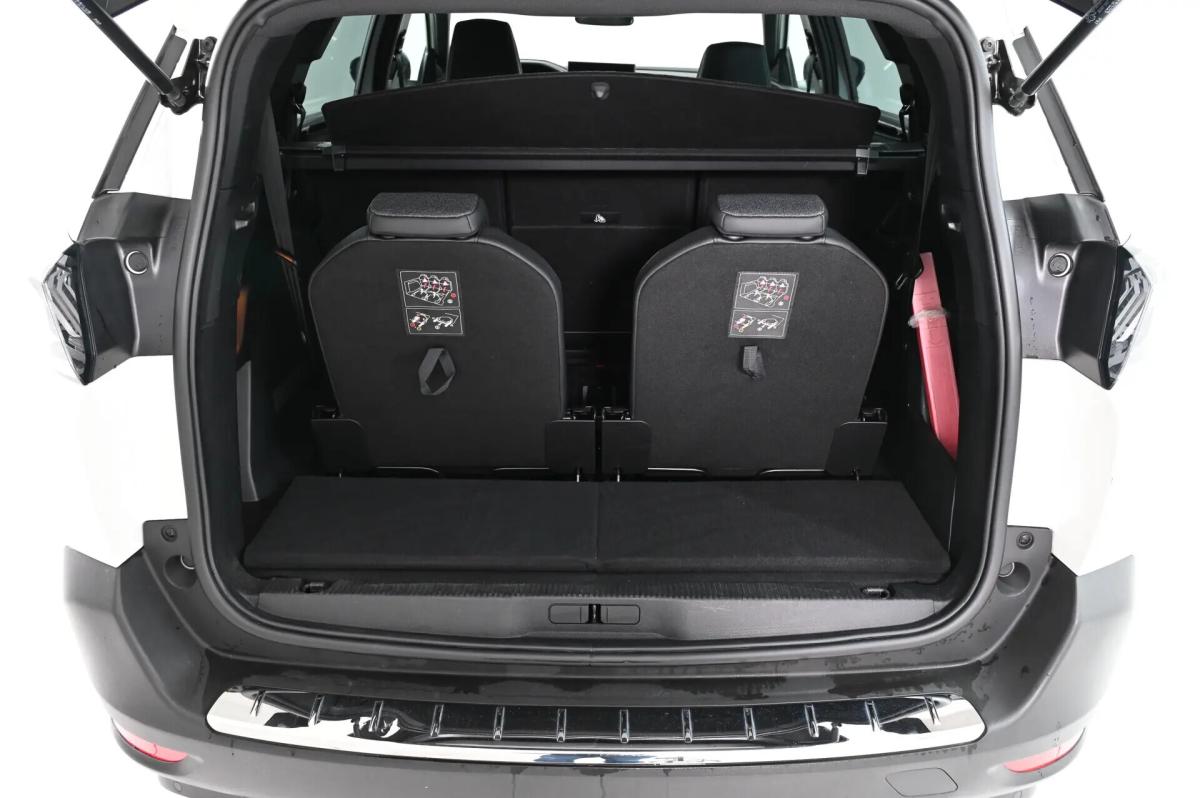 peugeot-5008-2024-gasolina-1199cc