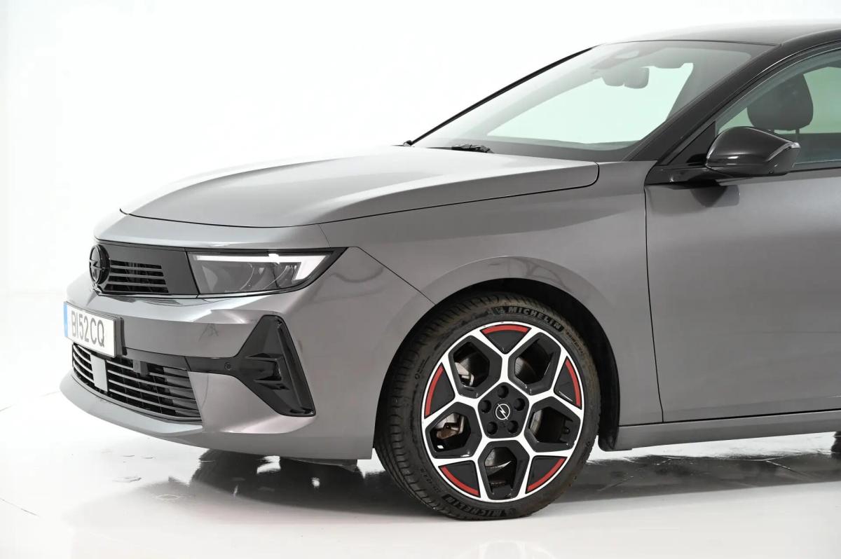 opel-astra-2024-hibrido-a-gasolina-1598cc