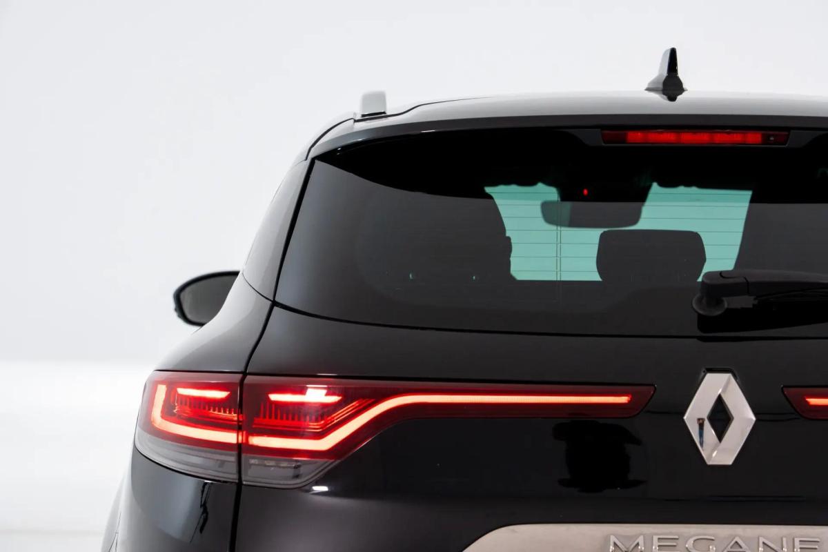 renault-megane-sport-tourer-2022-diesel-1461cc