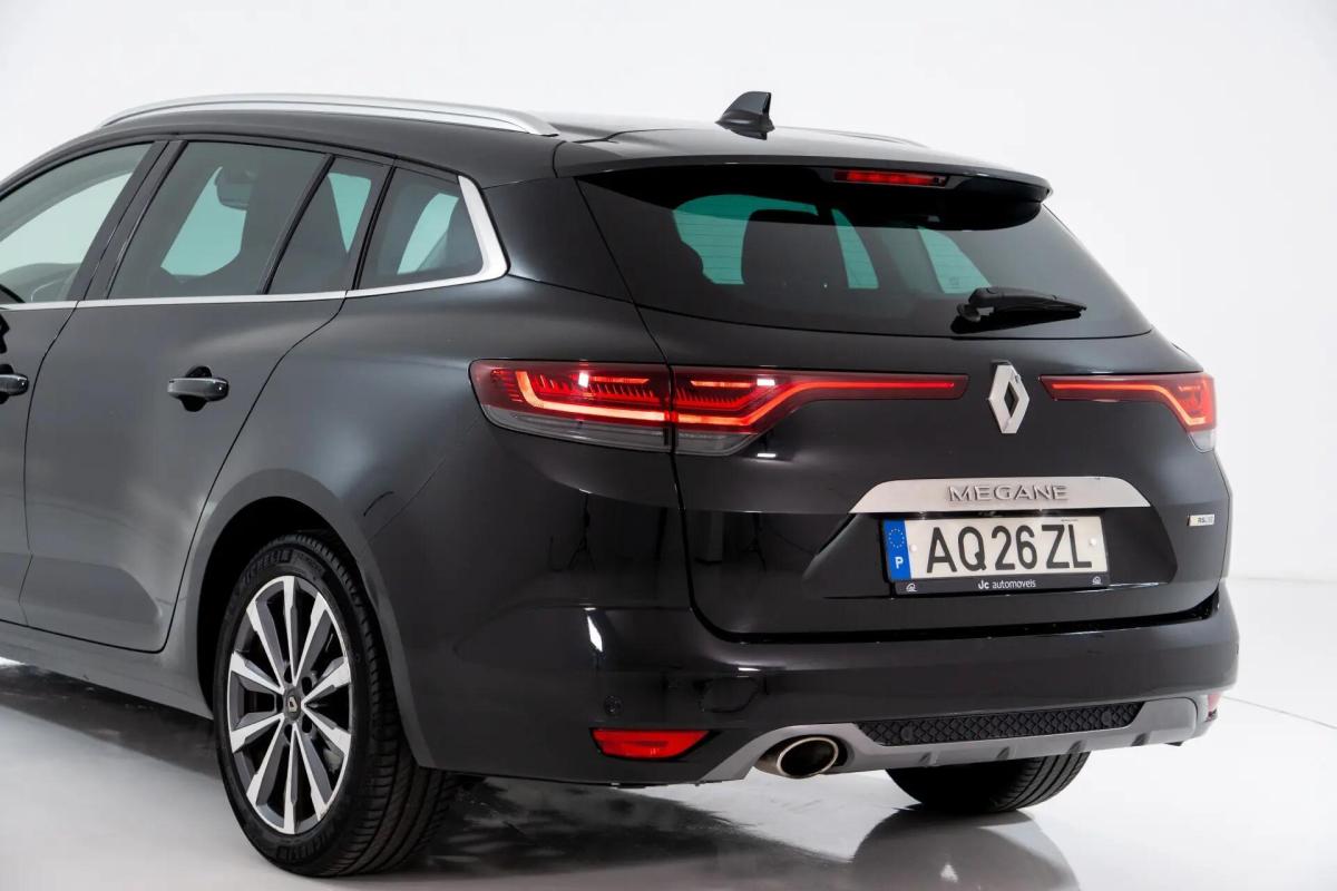 renault-megane-sport-tourer-2022-diesel-1461cc