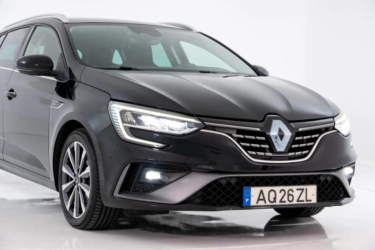 renault-megane-sport-tourer-2022-diesel-1461cc