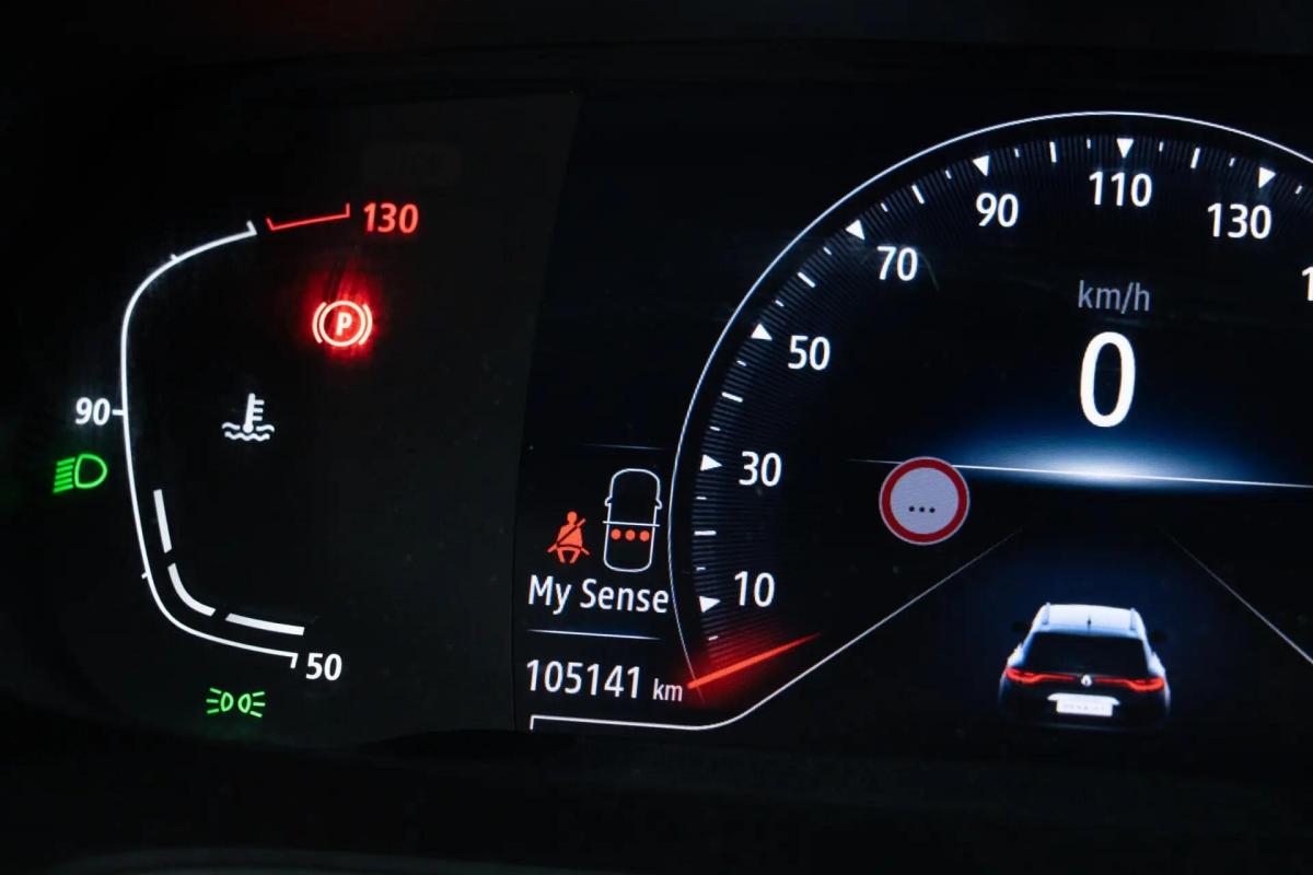 renault-megane-sport-tourer-2022-diesel-1461cc