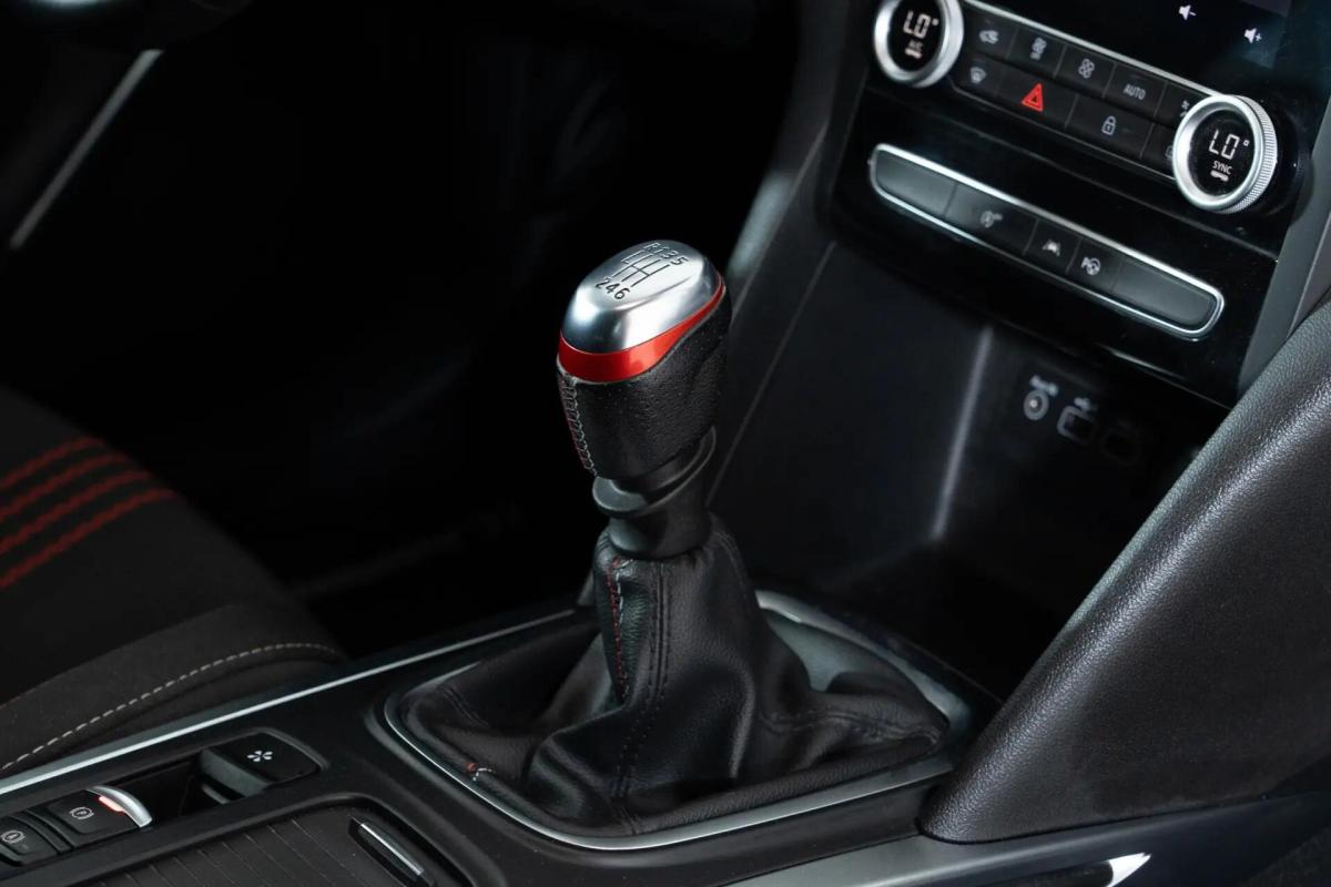 renault-megane-sport-tourer-2022-diesel-1461cc