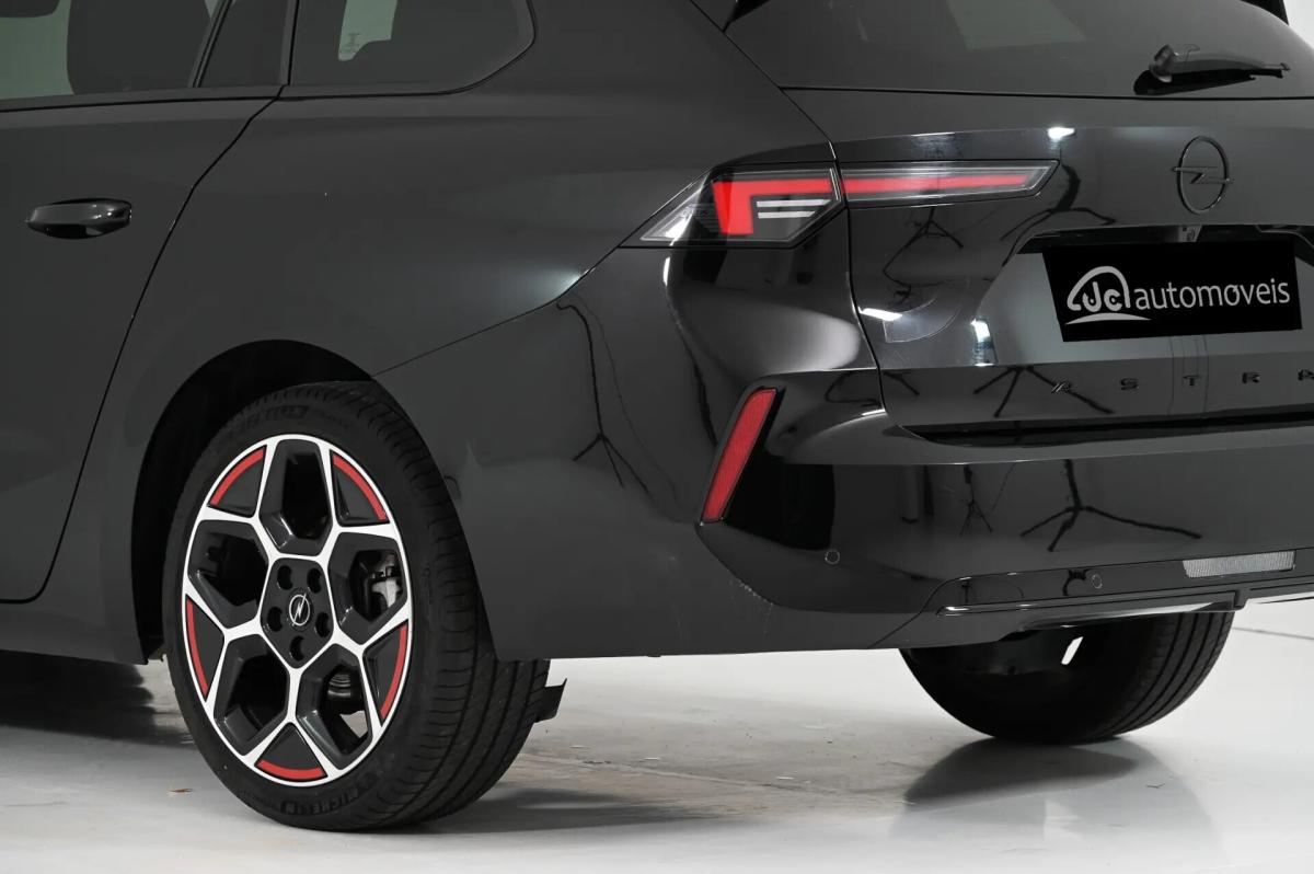 opel-astra-sport-tourer-2024-diesel-1499cc