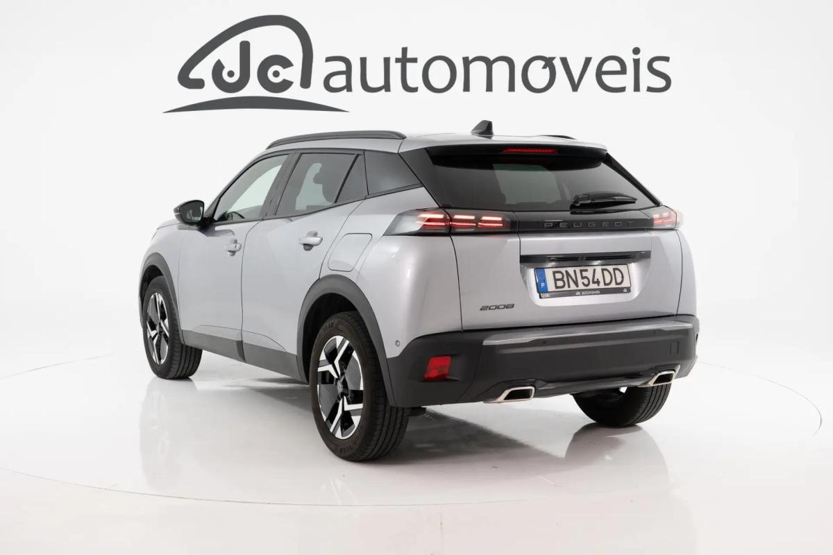 peugeot-2008-2024-gasolina-1199cc
