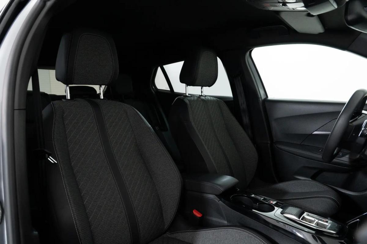 peugeot-2008-2024-gasolina-1199cc
