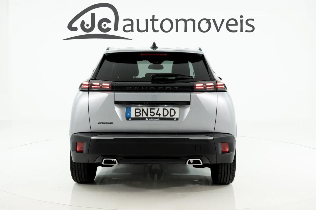 peugeot-2008-2024-gasolina-1199cc