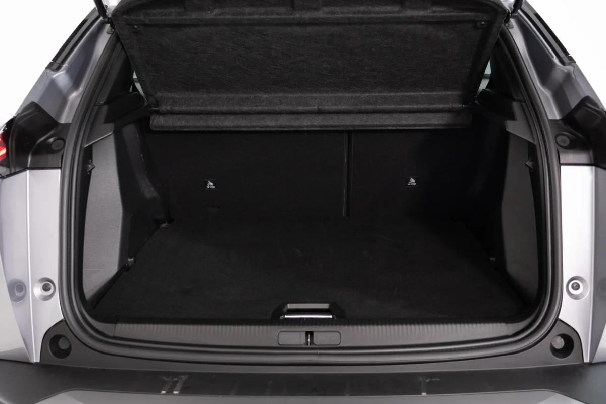 peugeot-2008-2024-gasolina-1199cc
