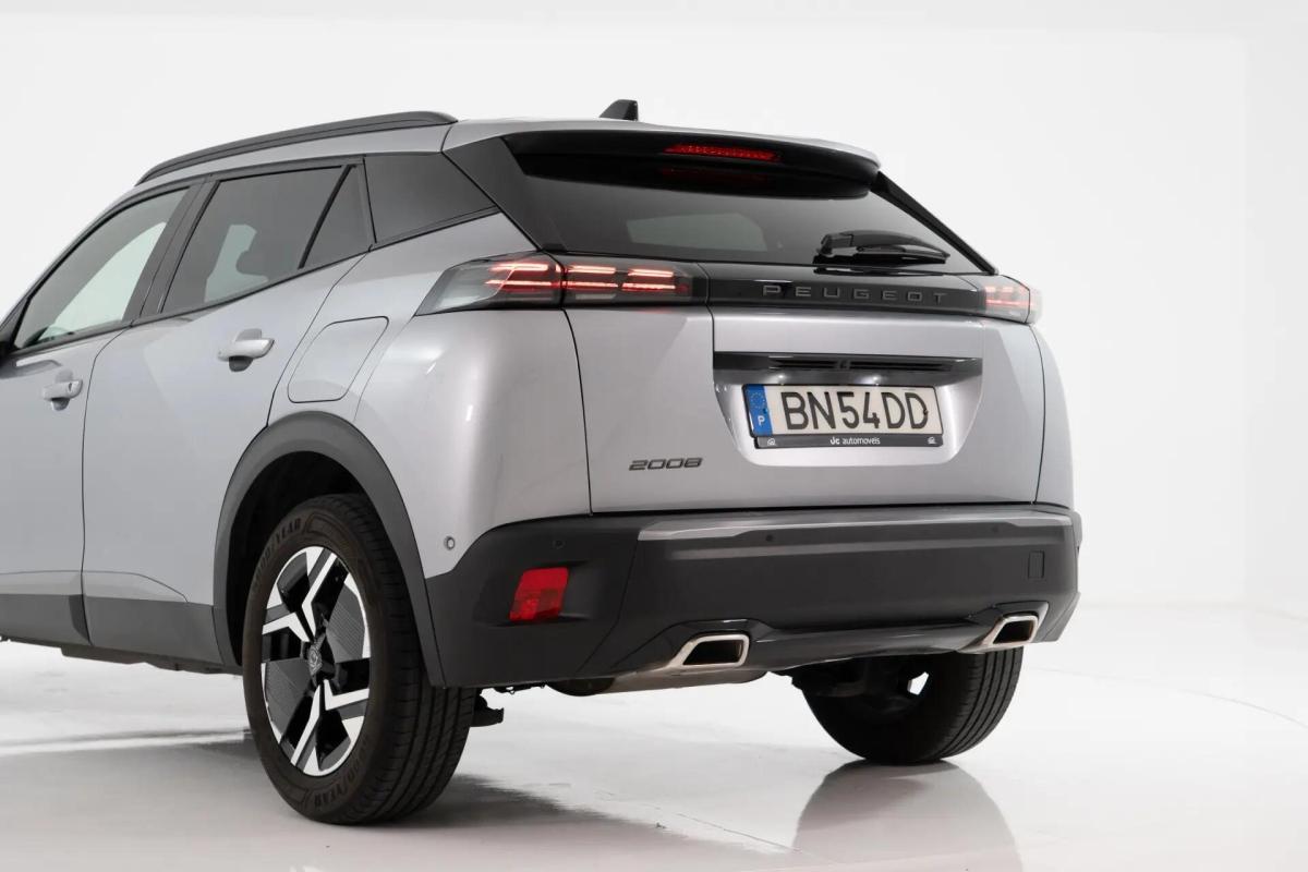 peugeot-2008-2024-gasolina-1199cc