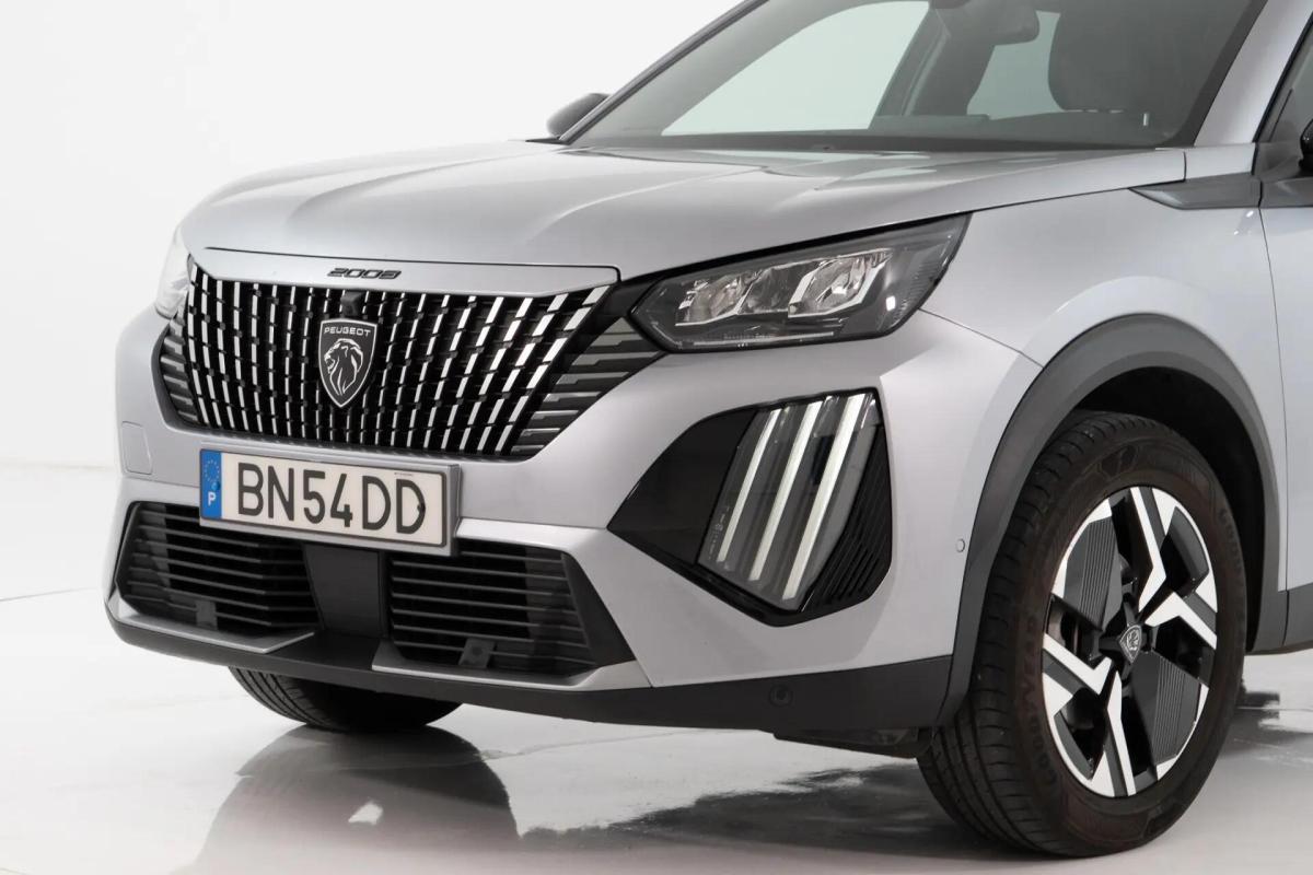 peugeot-2008-2024-gasolina-1199cc