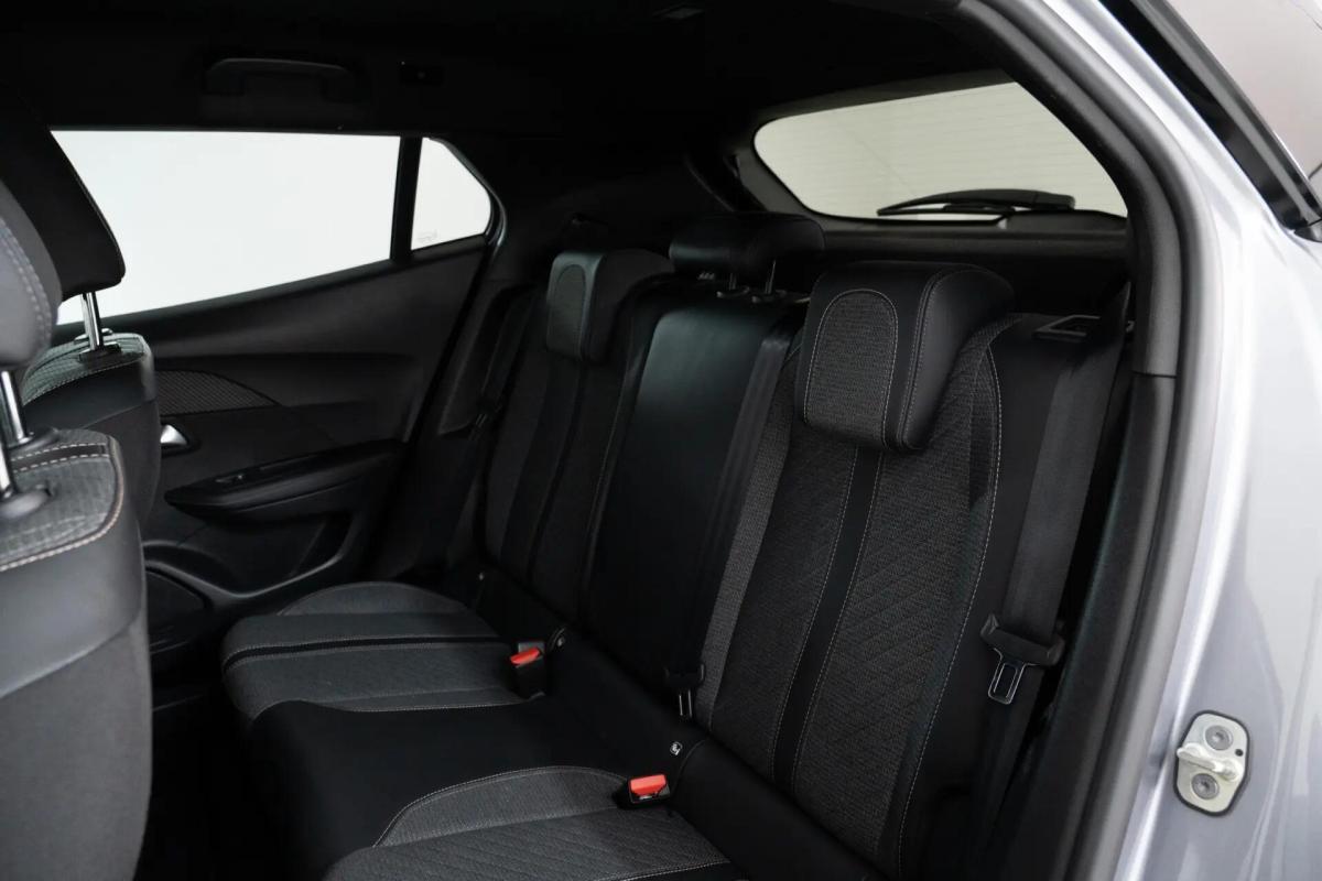 peugeot-2008-2024-gasolina-1199cc