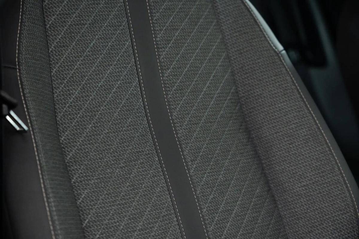 peugeot-2008-2024-gasolina-1199cc