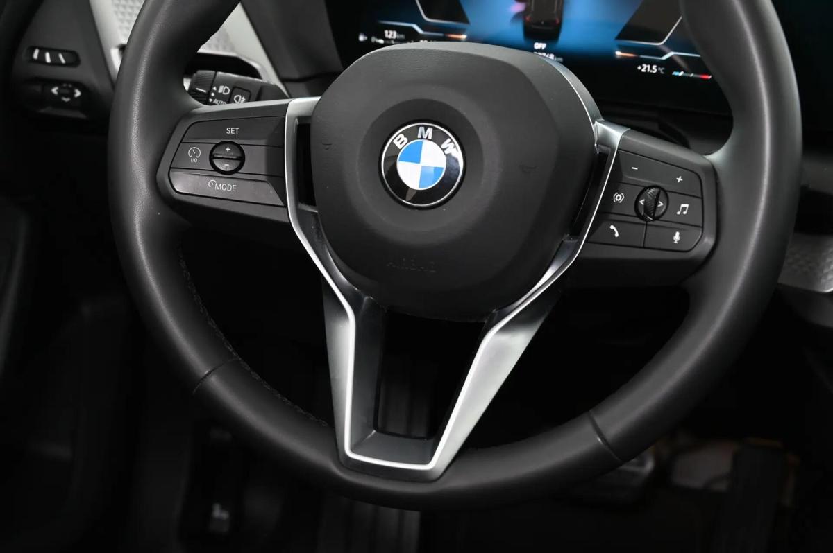 bmw-serie-1-116-2025-gasolina-1499cc
