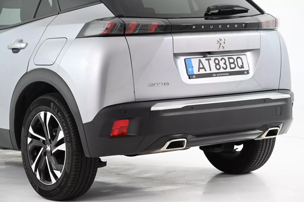peugeot-2008-2022-gasolina-1199cc