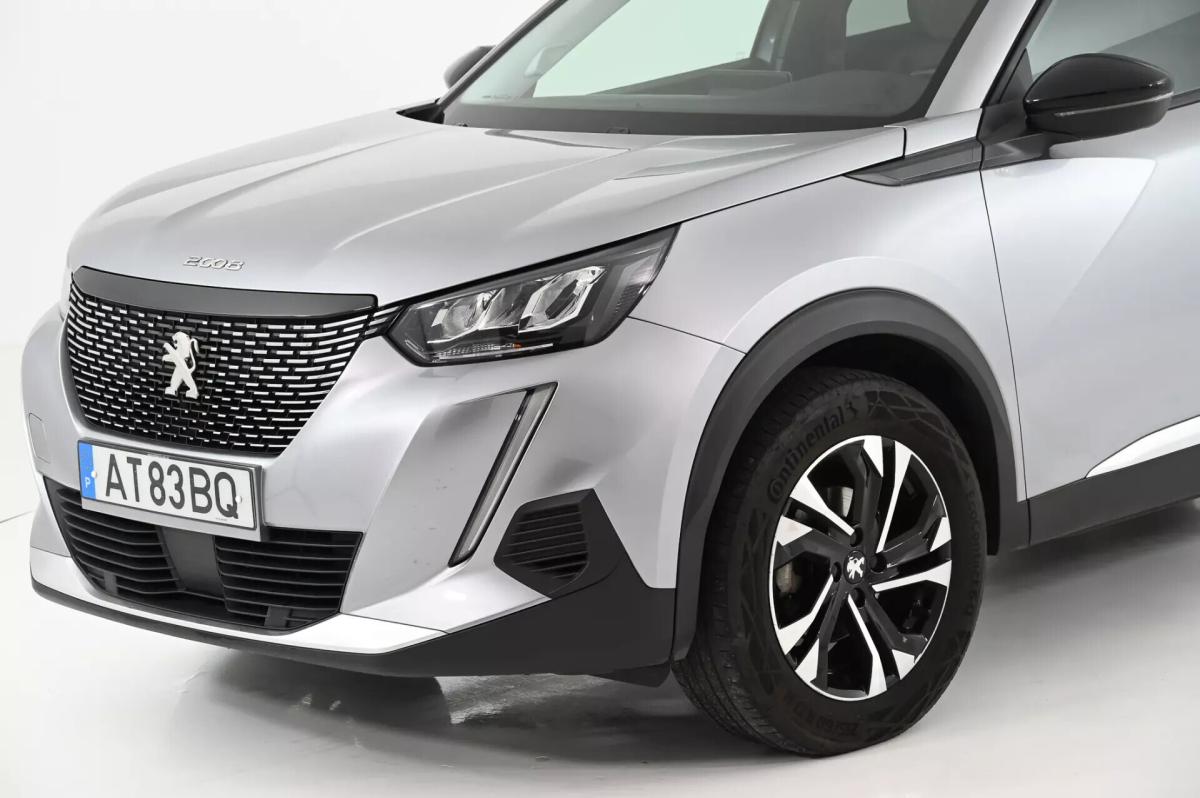 peugeot-2008-2022-gasolina-1199cc