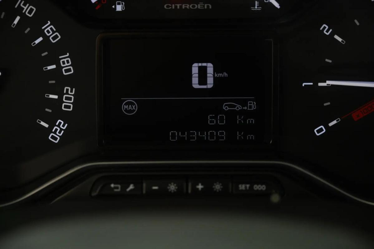 citroen-c3-aircross-2024-gasolina-1199cc