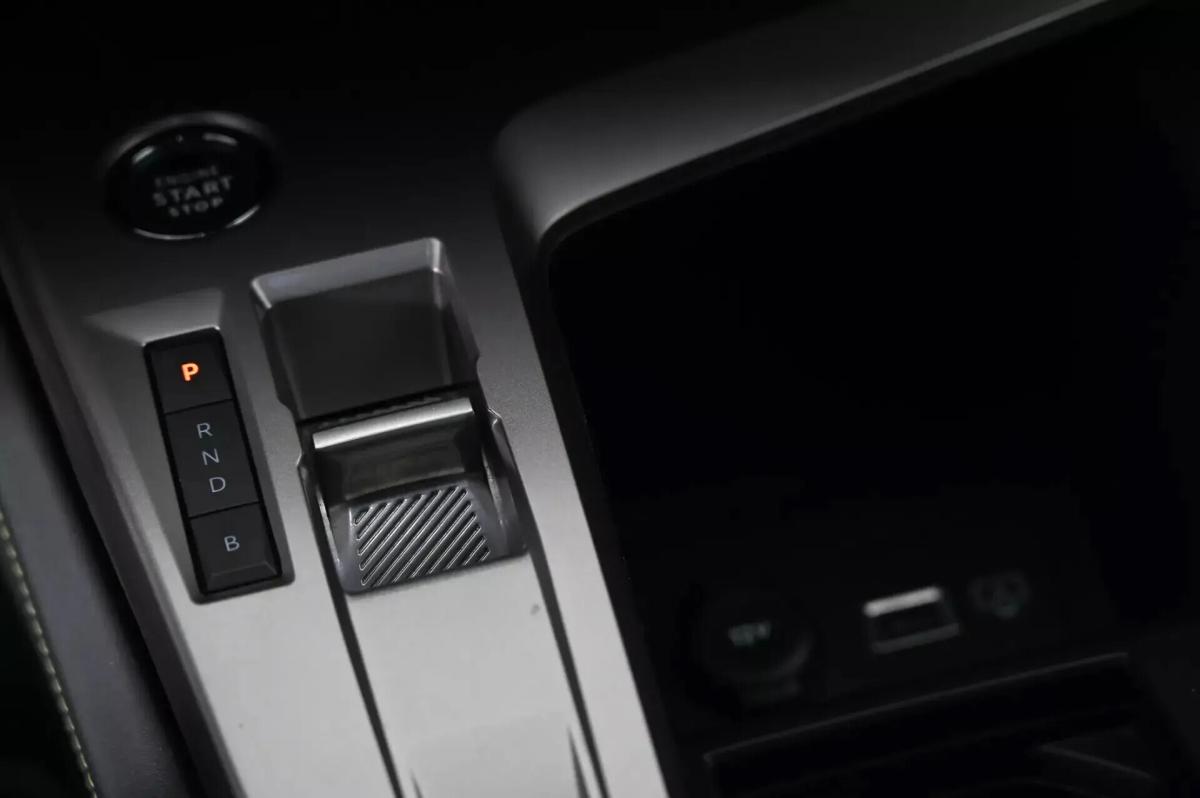 peugeot-308-2024-hibrido-a-gasolina-1598cc