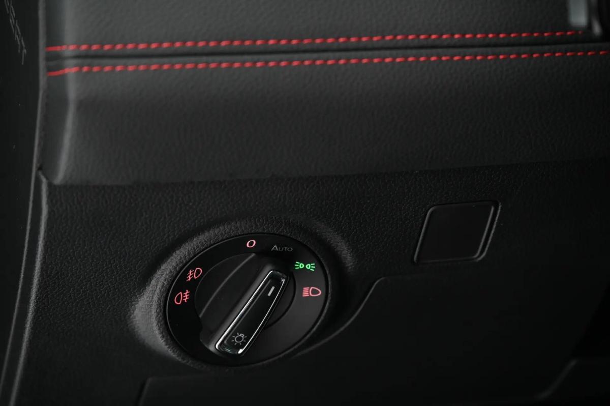 seat-arona-2021-gasolina-999cc