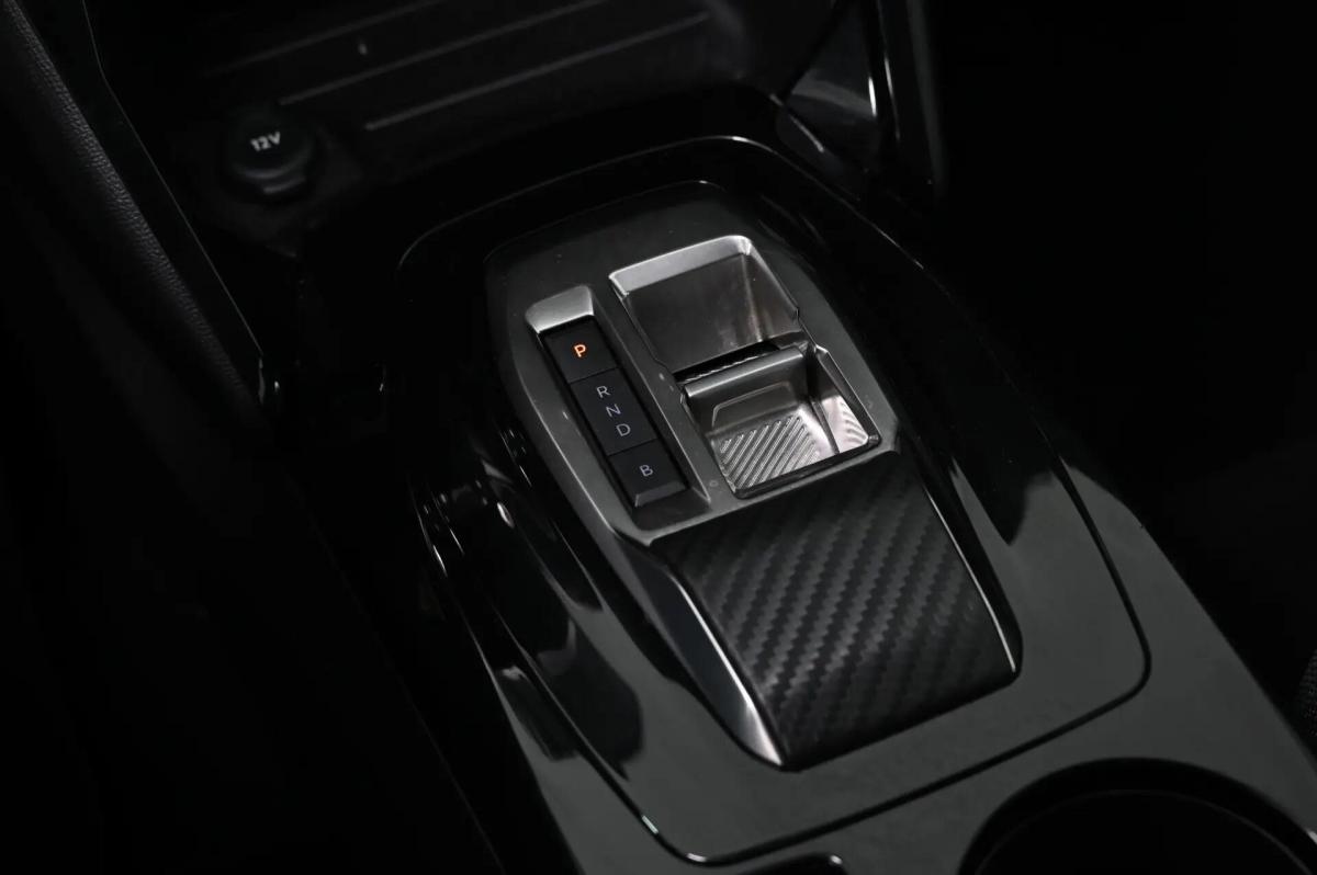 peugeot-e-208-2024-eletrico-0cc
