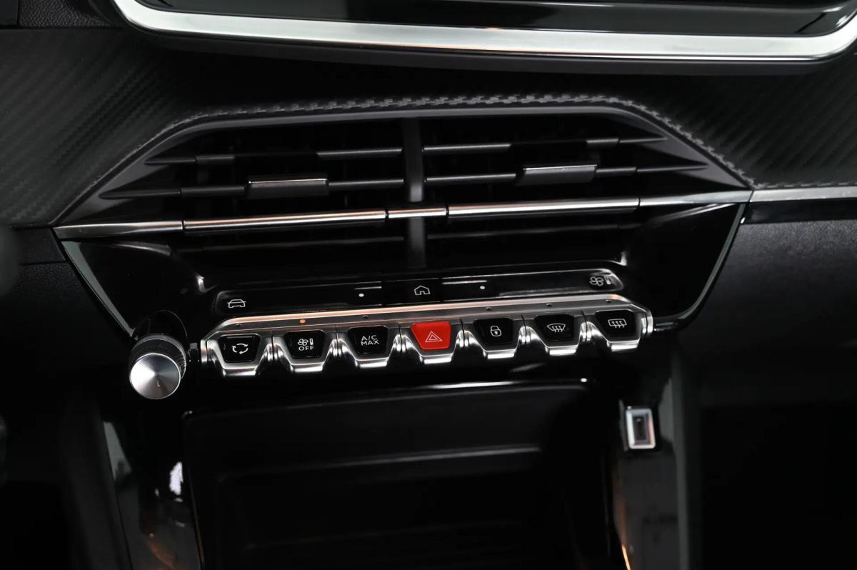 peugeot-e-208-2024-eletrico-0cc