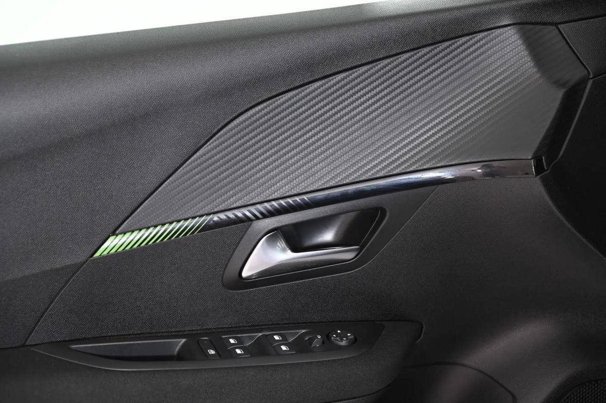 peugeot-e-208-2024-eletrico-0cc