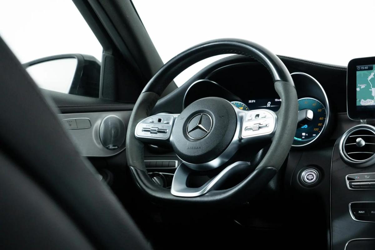 mercedes-benz-classe-c-c-300-e-2021-hibrido-a-gasolina-1991cc