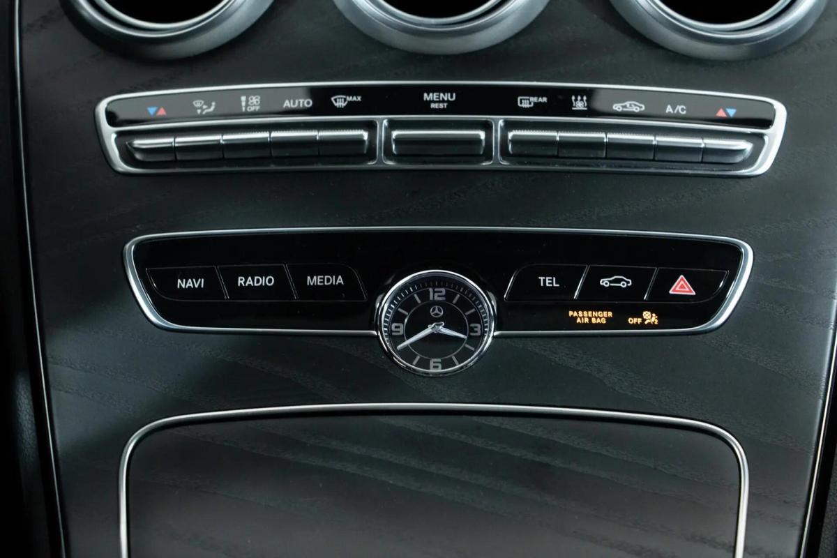 mercedes-benz-classe-c-c-300-e-2021-hibrido-a-gasolina-1991cc