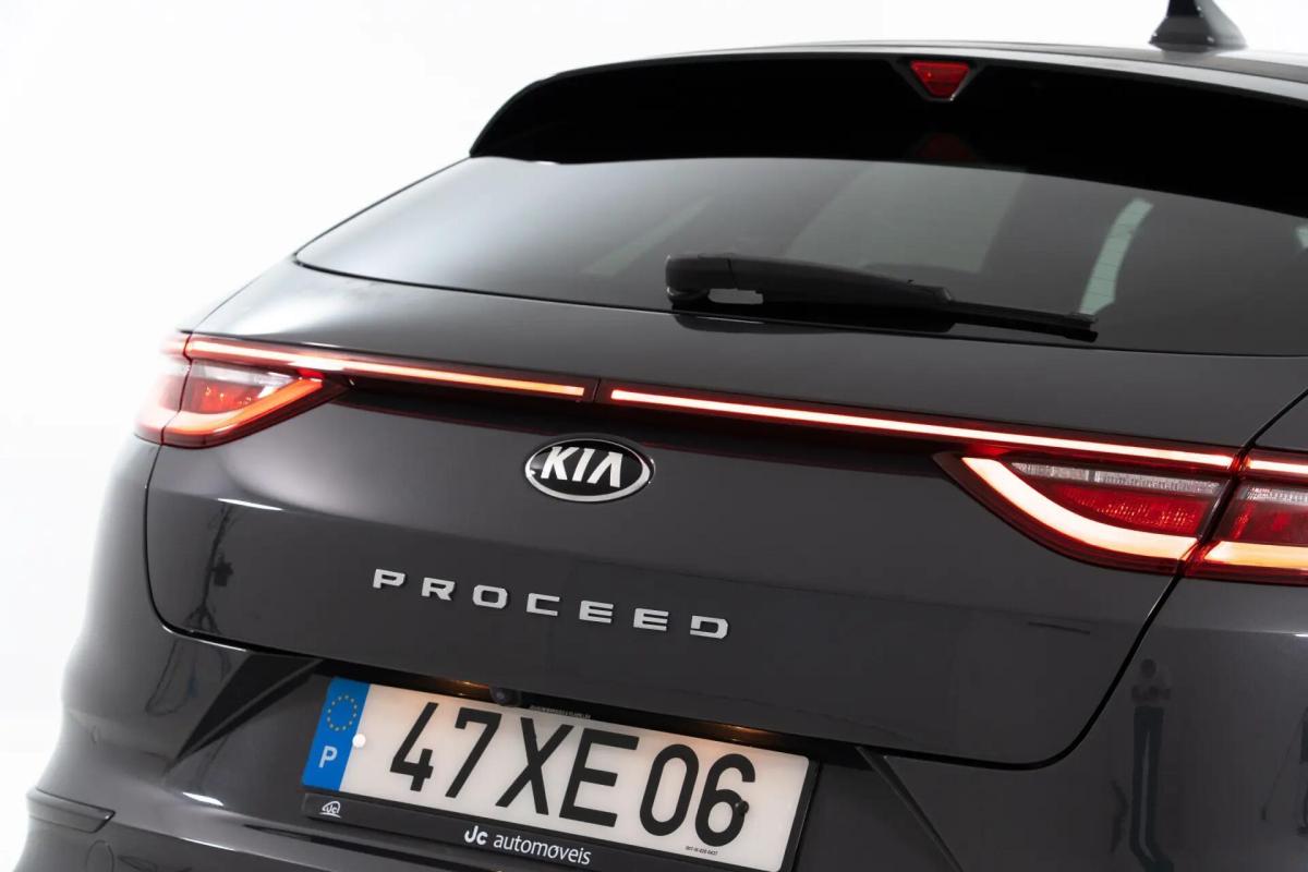kia-proceed-2019-diesel-1598cc