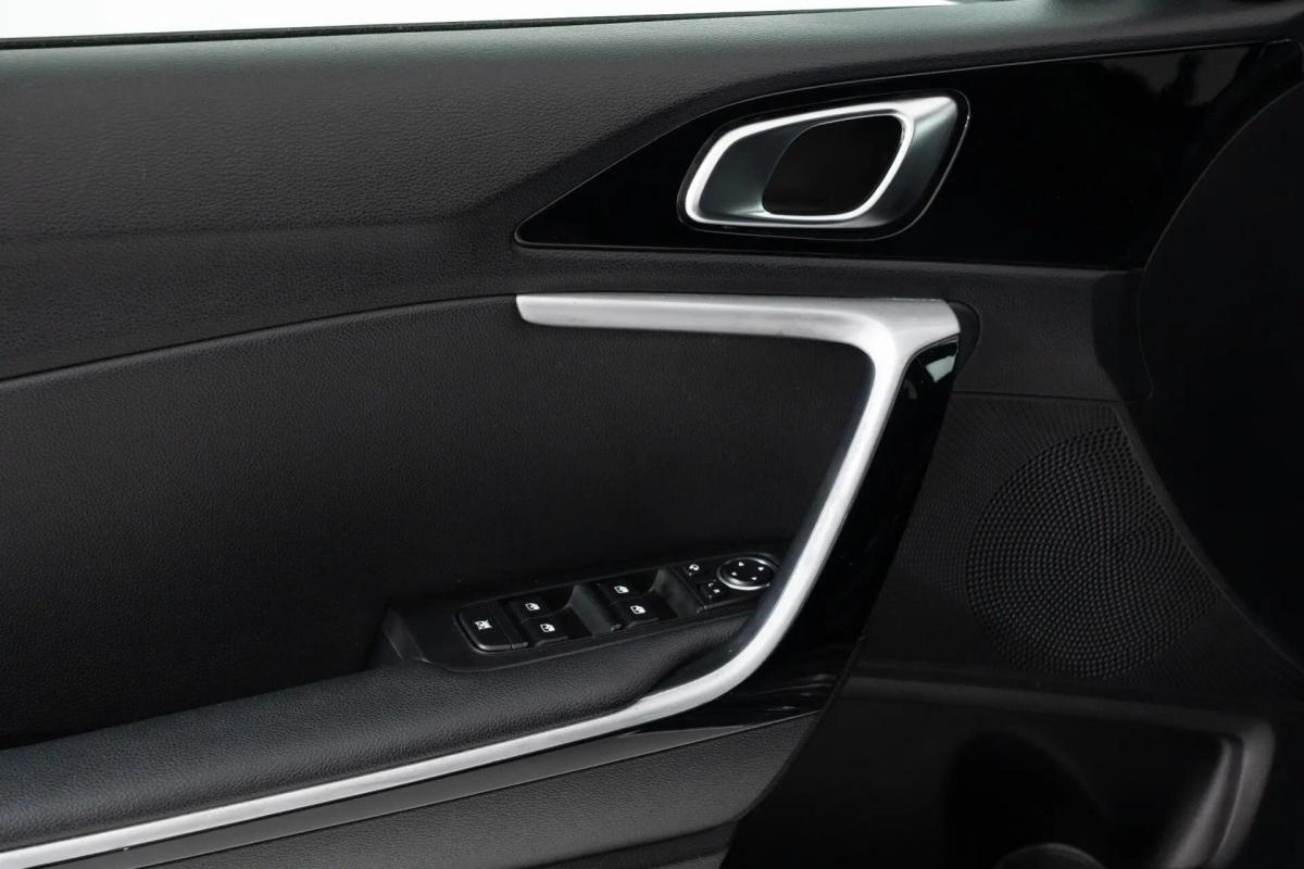 kia-proceed-2019-diesel-1598cc
